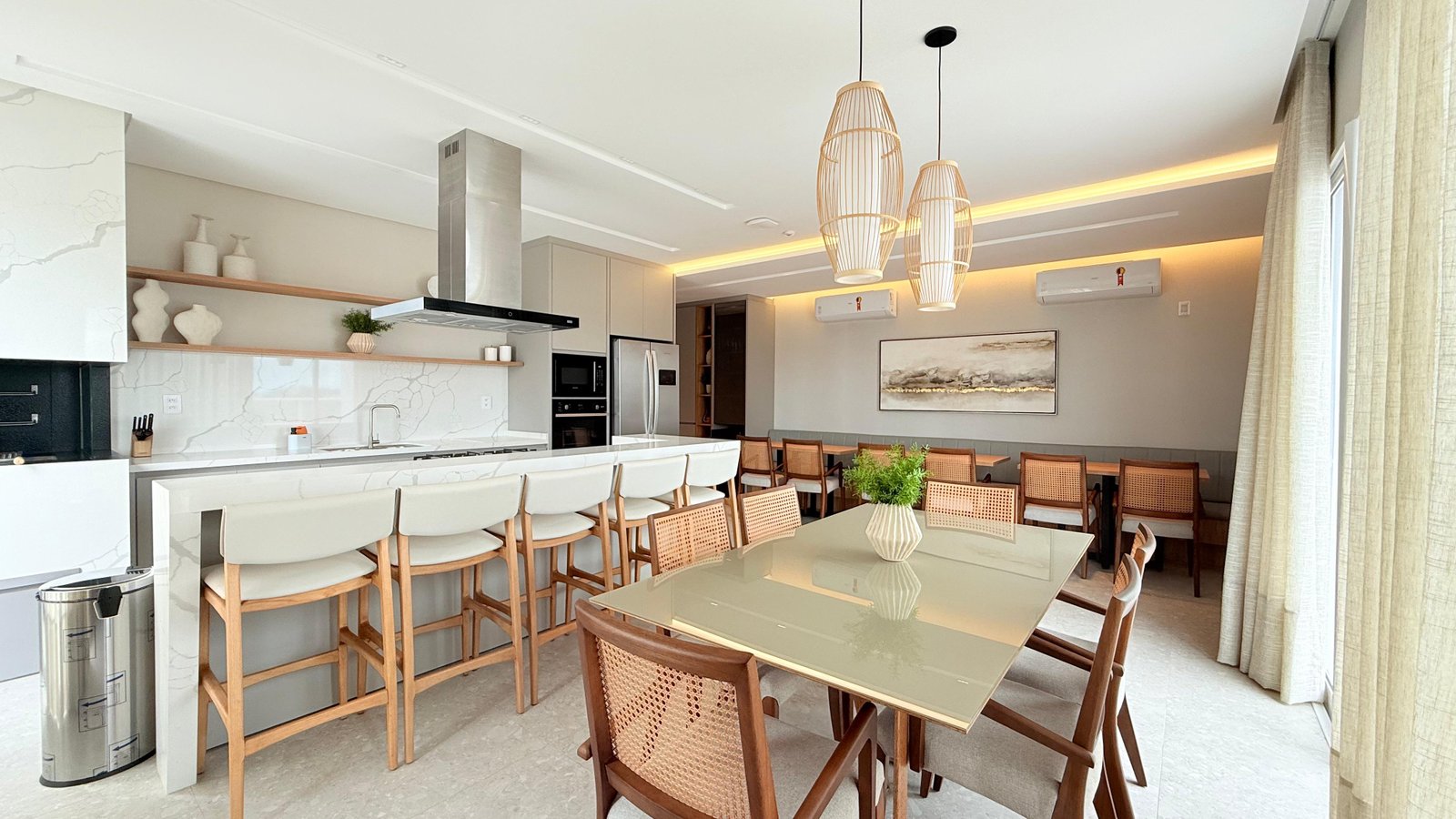 Últimas unidades do Santorim Exclusive Residence: apartamentos de alto padrão no Estreito, Florianópolis, com 3 suítes, rooftop, áreas de lazer completas e vista panorâmica. Pronto para morar.